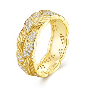 Luxurious Minimalist Jewelry Set